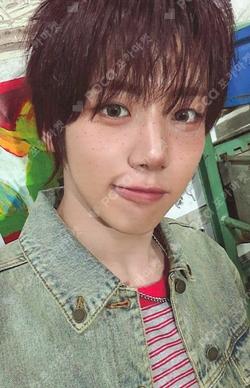 The Passage PHOTOBOOK Ver. TWIG Ver. WOONGKI photocard image