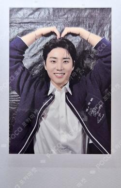 DAY6 3RD WORLD TOUR [FOREVER YOUNG] Blu-ray Young K photocard image
