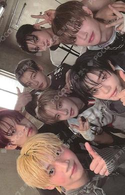 blackout ticket ver. Unit photocard image