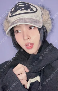 ITZY RYUJIN photocard image