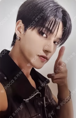 ATEEZ VR CONCERT : LIGHT THE WAY WOOYOUNG photocard image
