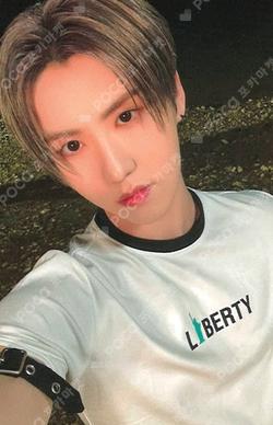 Youth Chapter 3 : ROMANTIC YOUTH 7-ELEVEN YEWANG photocard image