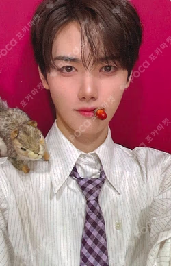 Dare to Crave : Epilogue APPLEMUSIC MINHEE photocard image