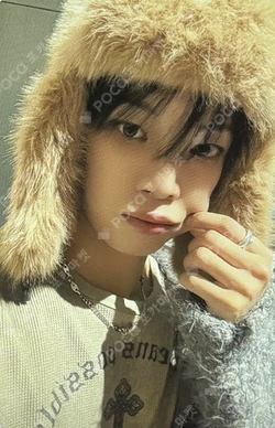 Lost and Found BROADCAST DONGHEON photocard image