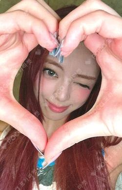 TUNNEL VISION WITHMUU YUNA photocard image