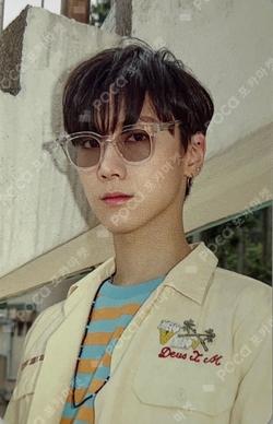2019 WayV SUMMER VACATION KIT WITHDRAMA TEN photocard image