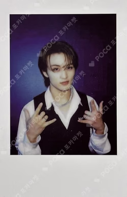 WALK KMS MARK photocard image