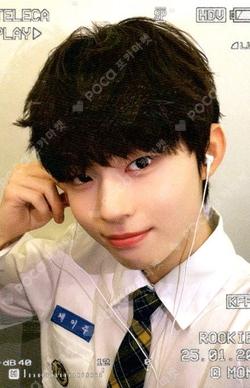 TELECA COLLECTION CARD 2025 K-POP ROOKIE RARE Keiju photocard image