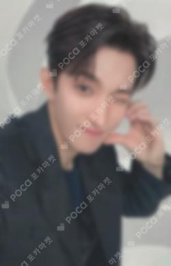 SEVENTEEN WORLD TOUR [NEW_] IN JAPAN PHOTO CARD DK photocard image