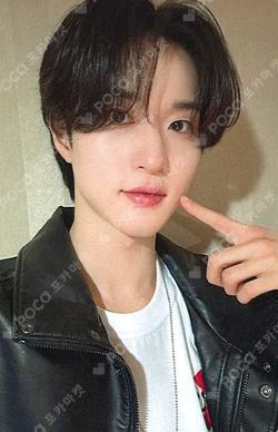 UNDENIABLE INTERASIA Kim Woo Seok photocard image