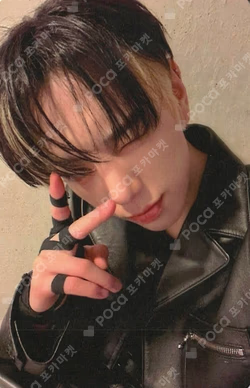 Love Pt.2 : Passion YIZHIYU JANGDAEHYEON photocard image