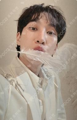 UNFOLD KTOWN4U POP-UP STORE LUCKY DRAW SEO EUNKWANG photocard image