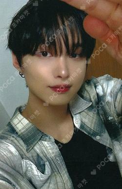 UNDENIABLE JUMP UP Lee Han Bin photocard image