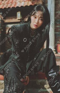 Moon Byul CONCERT TOUR [MUSEUM : village of eternal glow] IN SEOUL RANDOM TRADING CARD Moon Byul photocard image