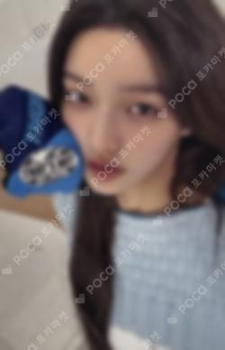 NOT CUTE ANYMORE UNIVERSAL IROHA photocard image