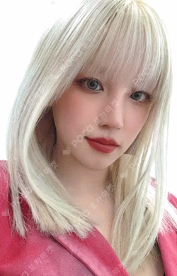 We are [POCAALBUM] Photobook Ver. MAKESTAR