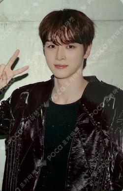 2025 RIIZE CONCERT TOUR [RIIZING LOUD] IN JAPAN FC SUNGCHAN photocard image