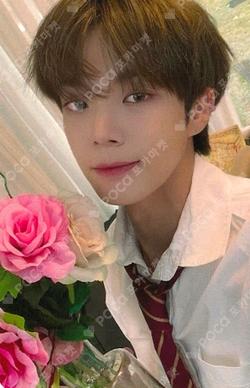 2022 SEASON'S GREETINGS KTOWN4U DONGHEON photocard image