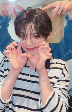 LOST Rising Star Yuma photocard image