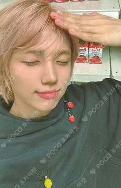 Dare to Crave IDOUSTAGE SEONGMIN photocard image