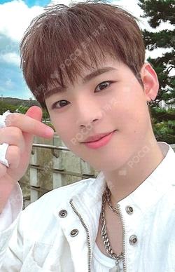 UNBROKEN SILENCED VER. HYOJIN photocard image