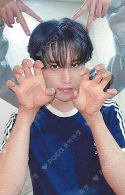 LOST Rising Star JunWoo photocard image