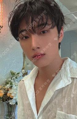 A Shoulder to Cry On JAEHAN photocard image