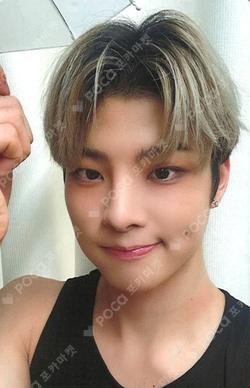 YOUNI-T MAKESTAR SION photocard image