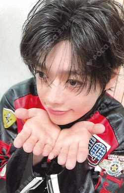 LOST Rising Star Yuma photocard image