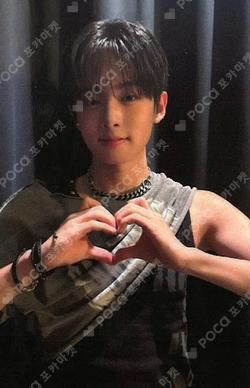 YOUNI-T FANPLEE WOONO photocard image