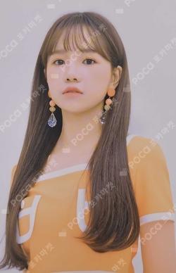 HEART*IZ POP-UP STORE PHOTOCARD SET JOYURI photocard image