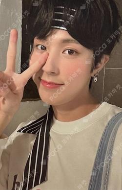 2023 SEASON’S GREETINGS Bizent Mall GIUK photocard image