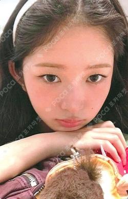IVE REI photocard image