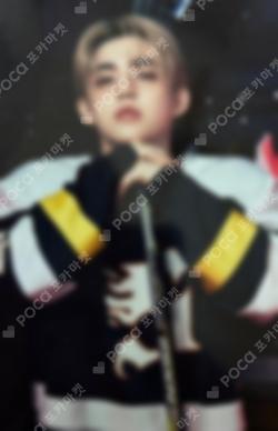 25 SEVENTEEN's HOME PHOTO CARD S.COUPS photocard image