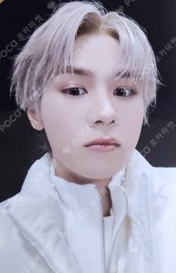 Eternal White EVERLINE KUN photocard image