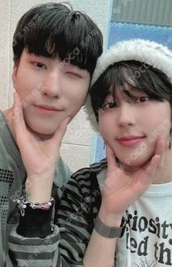 WE : Dream Chaser b.stage+ LUCKY DRAW Unit photocard image