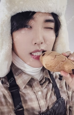 a;effect EVERLINE JACOB photocard image