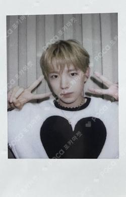 NCT YUSHI photocard image