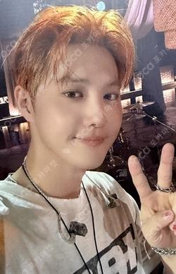 Who Are You APPLEMUSIC LUCKY DRAW SUHO photocard image