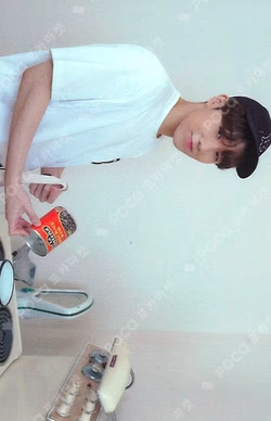 THE DAY POSTCARD BOOK & PHOTO CARD SET KimSungKyu photocard image