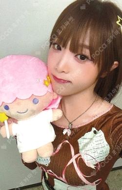 Blooming Wings Mubeat YENA photocard image