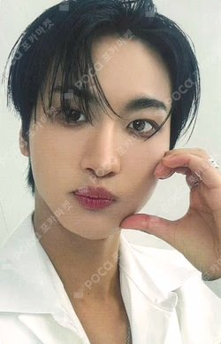 Ashes to Light LIMITIED EDITION SEONGHWA photocard image