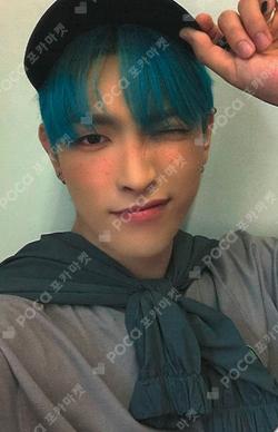 ATEEZ X Wonderwall Edition HONGJOONG photocard image