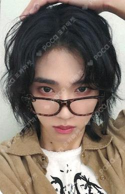 LOST APPLEMUSIC Chael photocard image