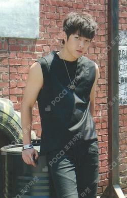 2017 INFINITE FANMEETING PHOTO CARD SET LeeSungYeol photocard image