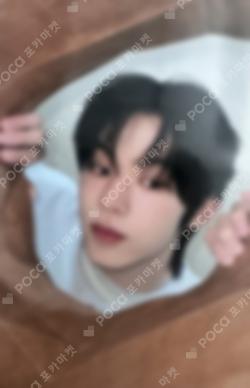 TRY WITH US YIZHIYU WINNER DOHOON photocard image