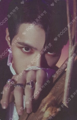 Phantom HOTTRACKS HENDERY photocard image