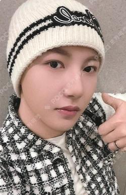 NCT RENJUN photocard image