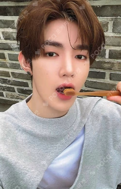 NEVER SAY NEVER QQ MUSIC ZHANG HAO photocard image