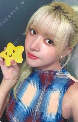 Blue Valentine MAKESTAR LUCKY DRAW Lily photocard image